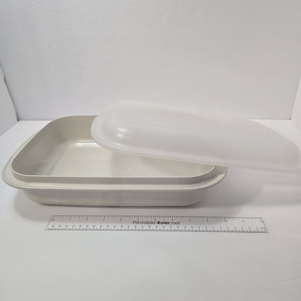 Vintage Tupperware Ultra Microwave and/or Oven Casserole Dish  Almond 3/4 quart